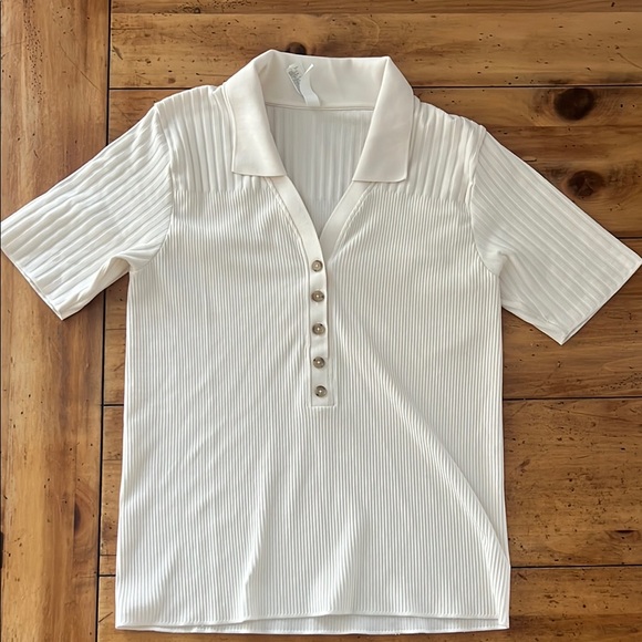 Athleta Tops - ATHLETA LUXE SEAMLESS POLO Size XL